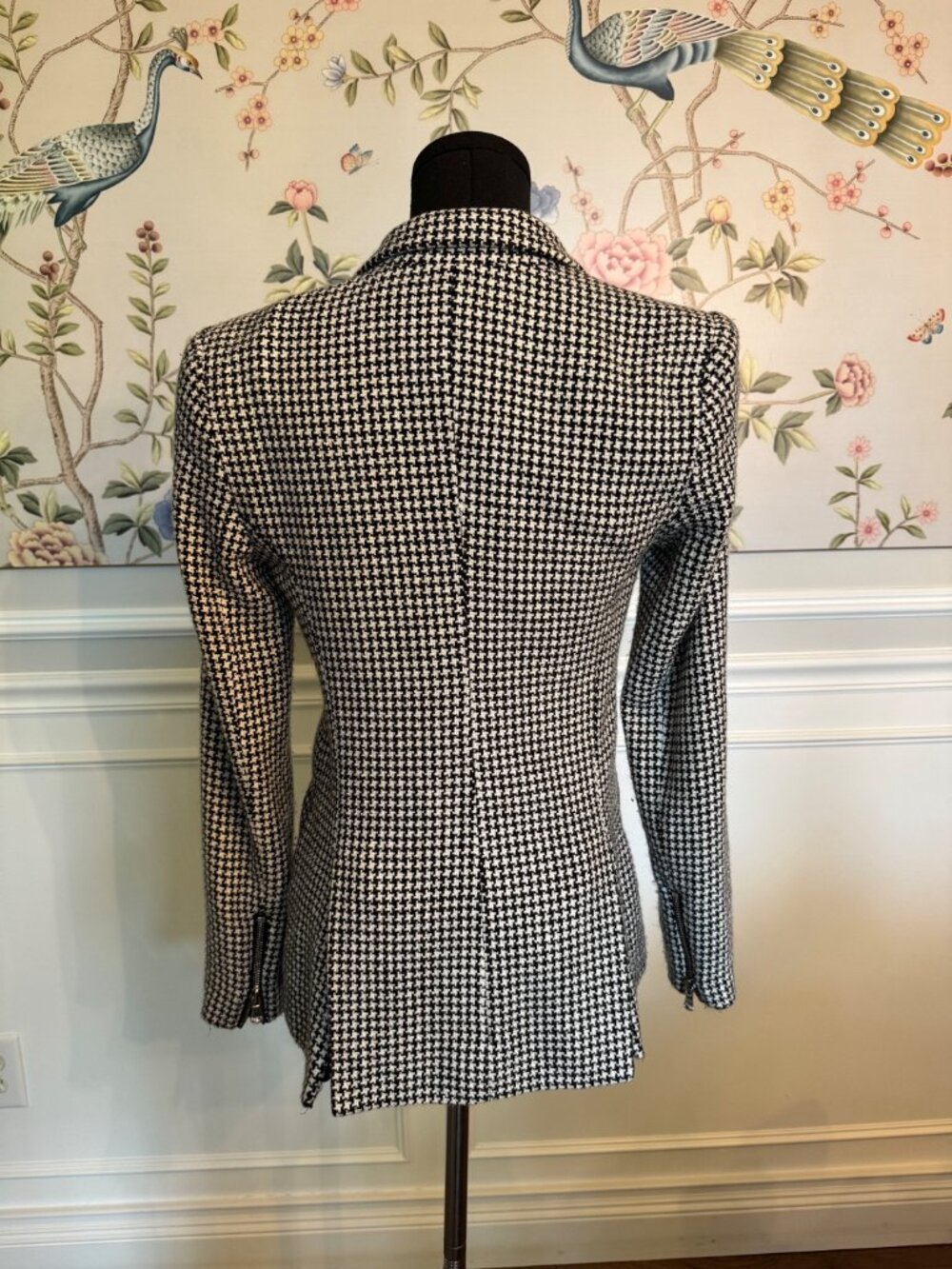 L'Agence Black & White Candra Houndstooth blazer. Size 0. Great condition - Picture 8 of 8